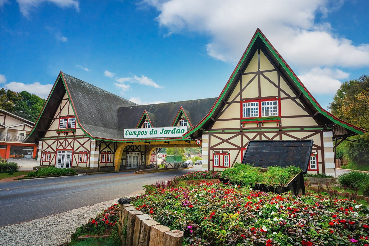 Mountain architecture and forest scenery in Campos do Jordão, São Paulo